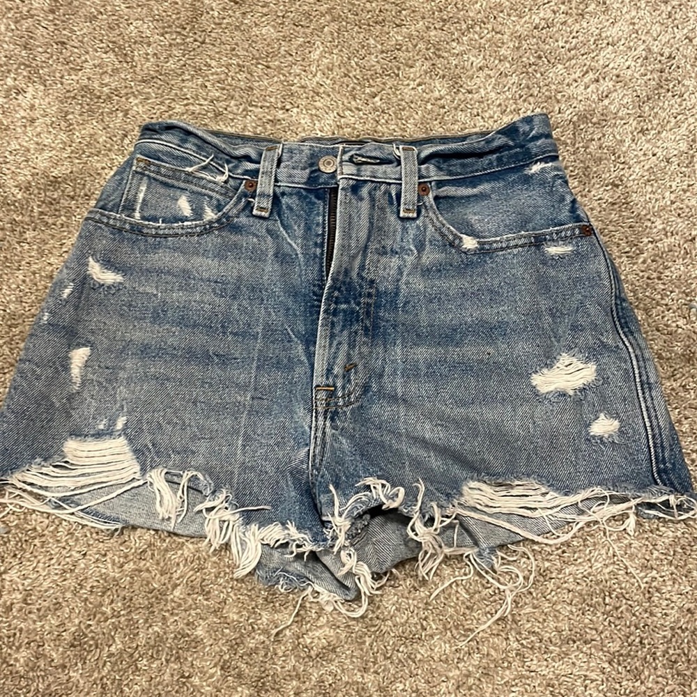 Abercrombie natural rise short! I feel that they fit high rise